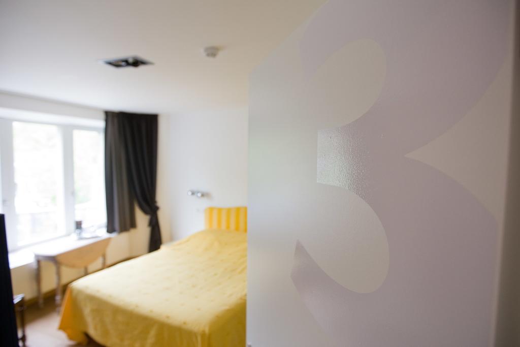 Hotel Le Clos Des Recollets Durbuy Bagian luar foto