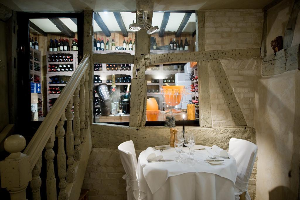 Hotel Le Clos Des Recollets Durbuy Bagian luar foto
