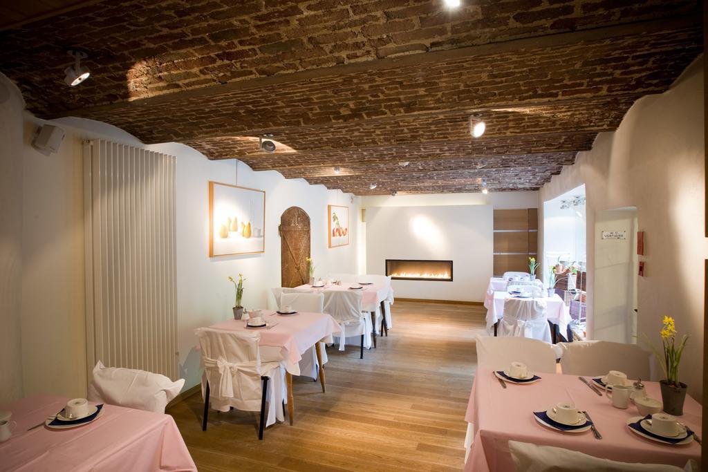 Hotel Le Clos Des Recollets Durbuy Bagian luar foto