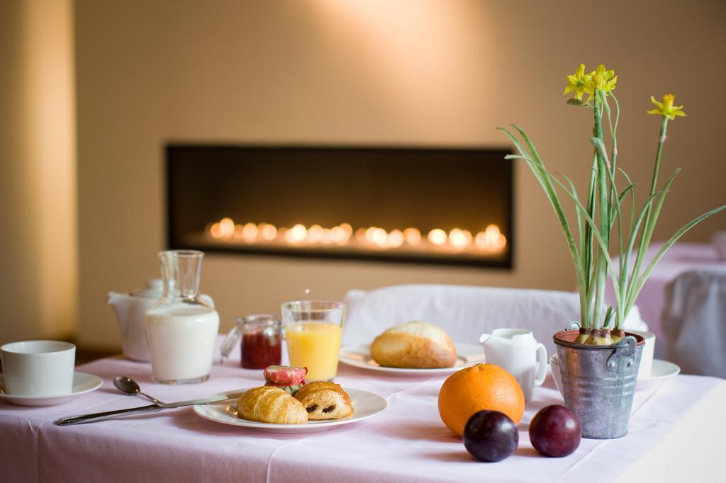 Hotel Le Clos Des Recollets Durbuy Bagian luar foto